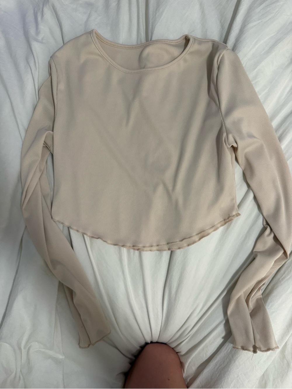SHEIN Beige Ribbed Long-Sleeve Cropped Top